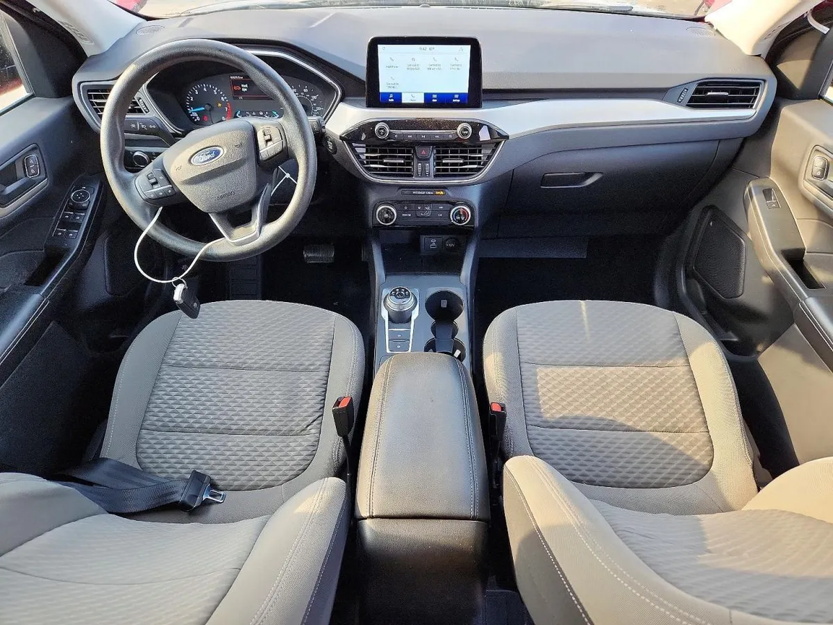 FORD ESCAPE SE 2022