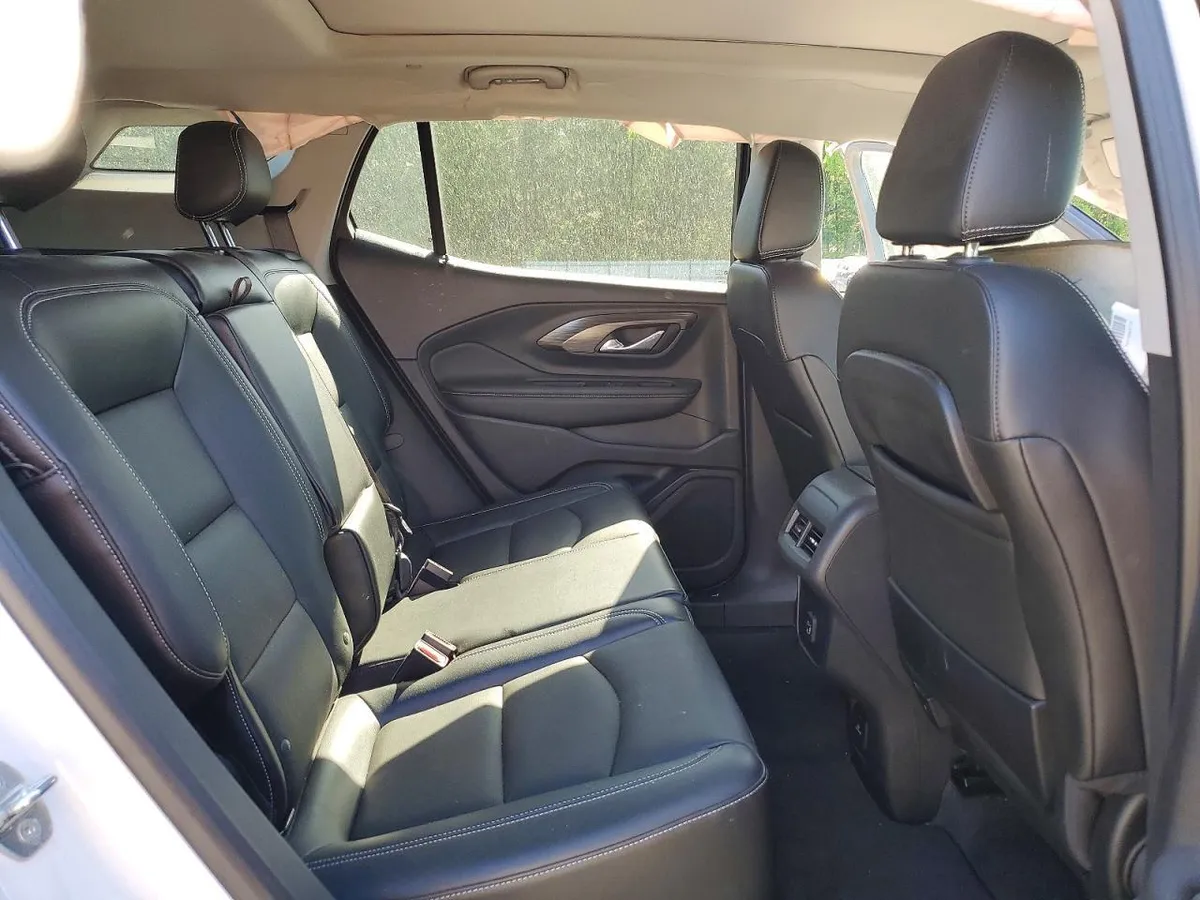 GMC TERRAIN SLT 2023