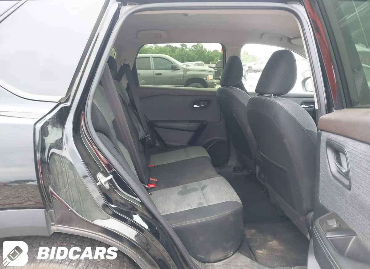 NISSAN ROGUE SV FWD 2023