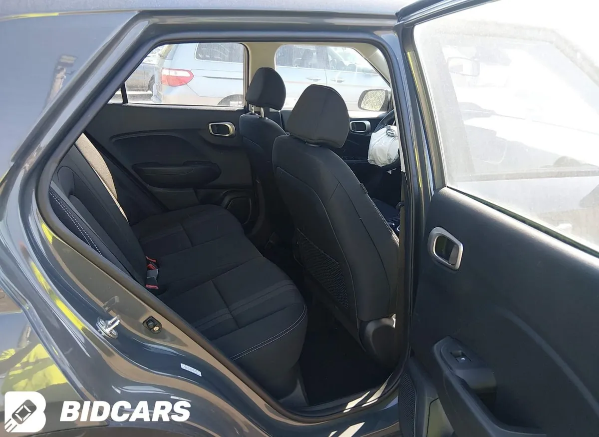 HYUNDAI VENUE SEL/LIMITED 2024