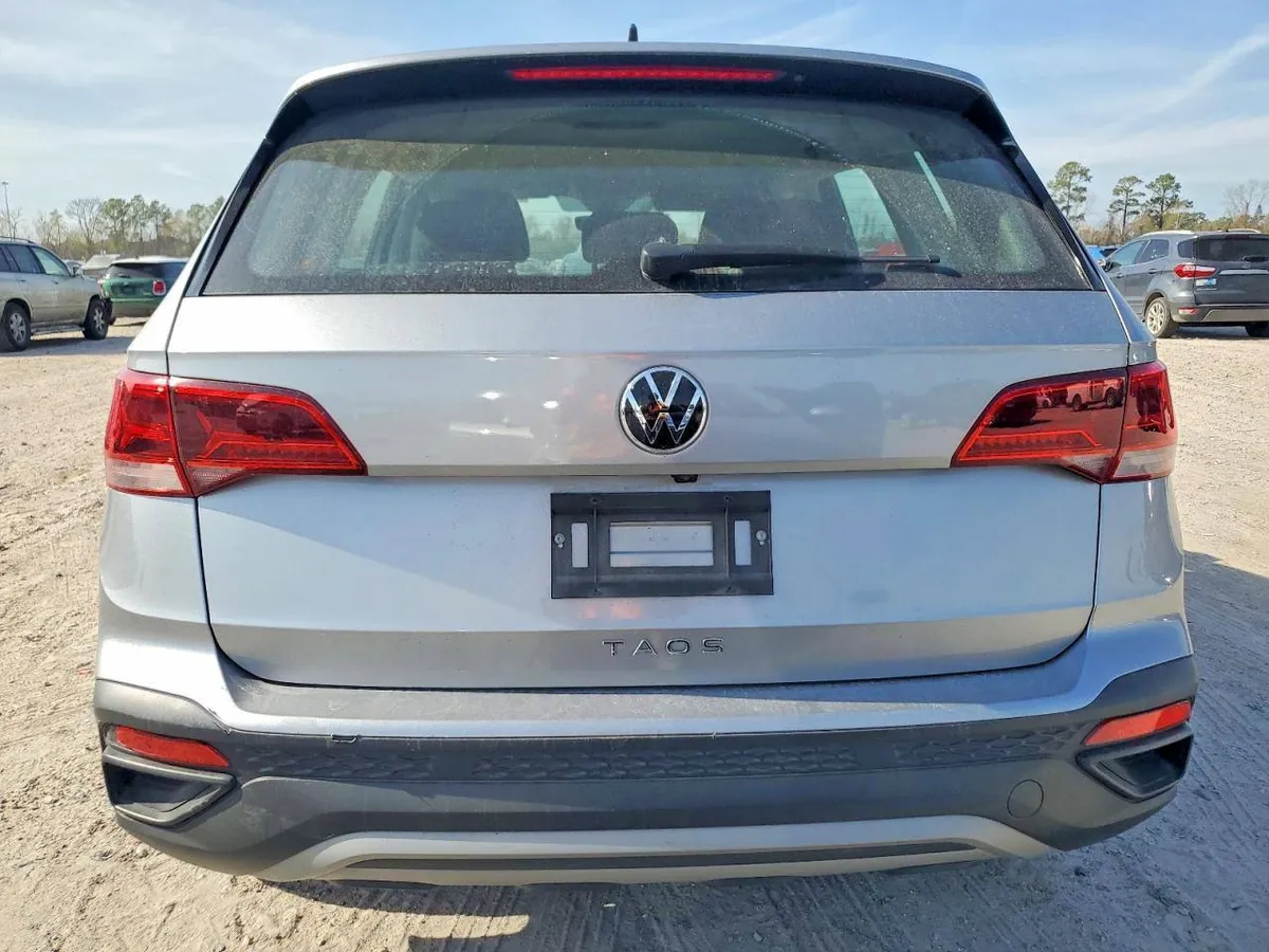 VOLKSWAGEN TAOS S 2024