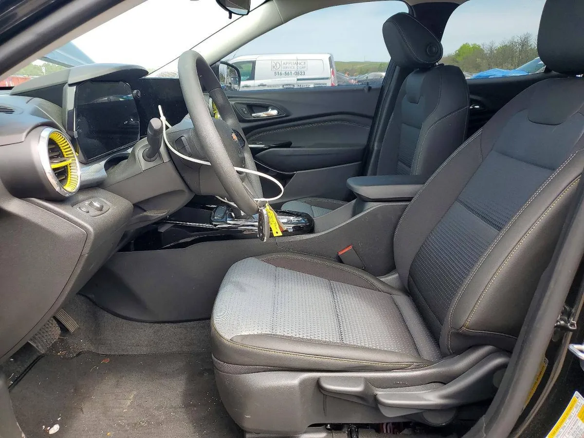 CHEVROLET TRAX 1LT 2025