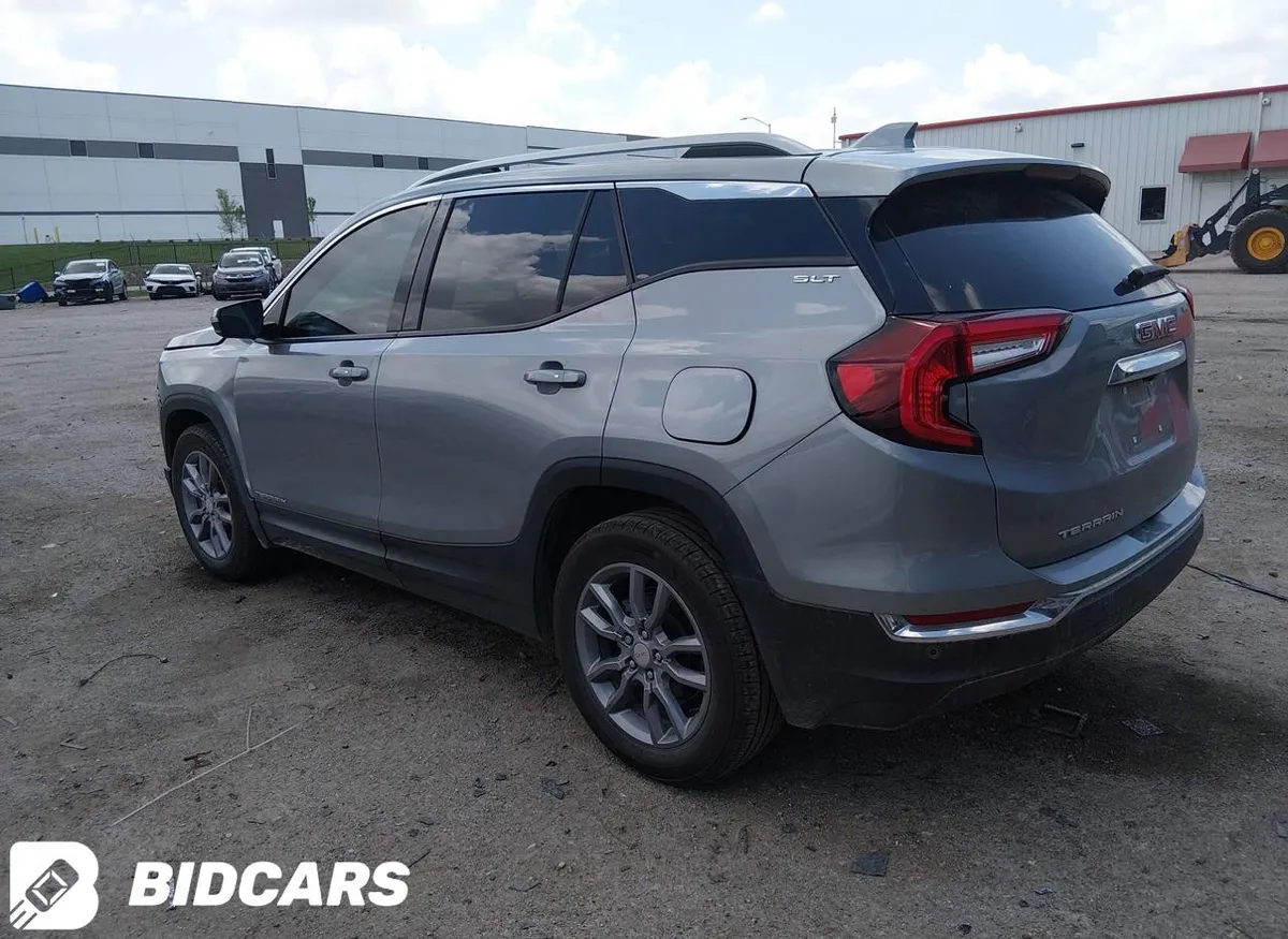 GMC TERRAIN FWD SLT 2024