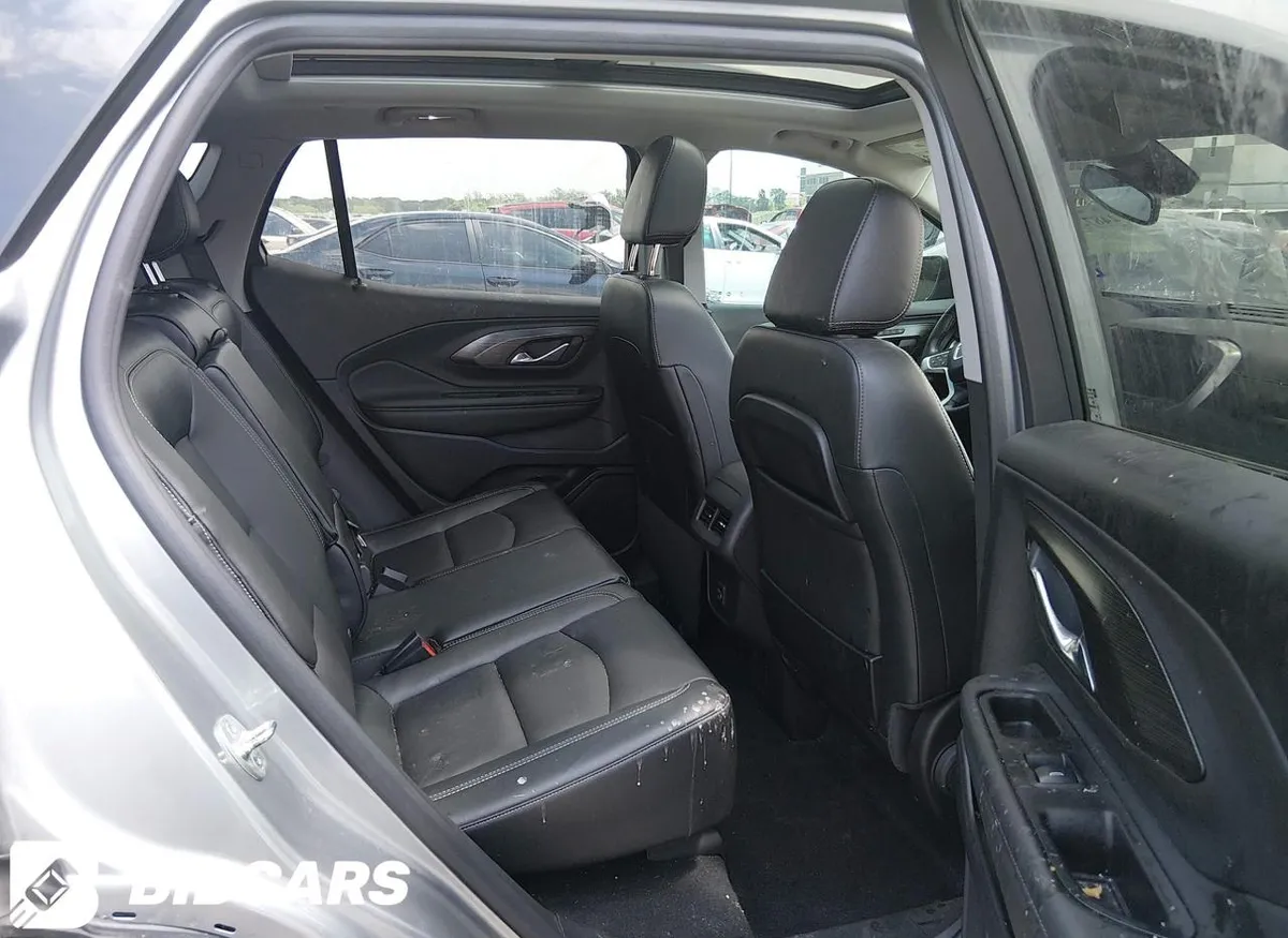 GMC TERRAIN FWD SLT 2024