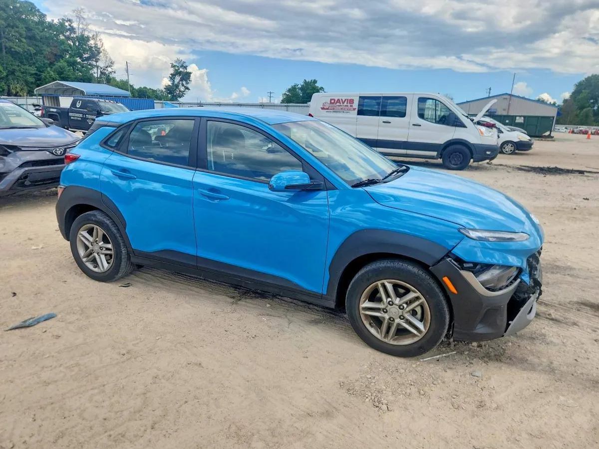 HYUNDAI KONA SE 2023