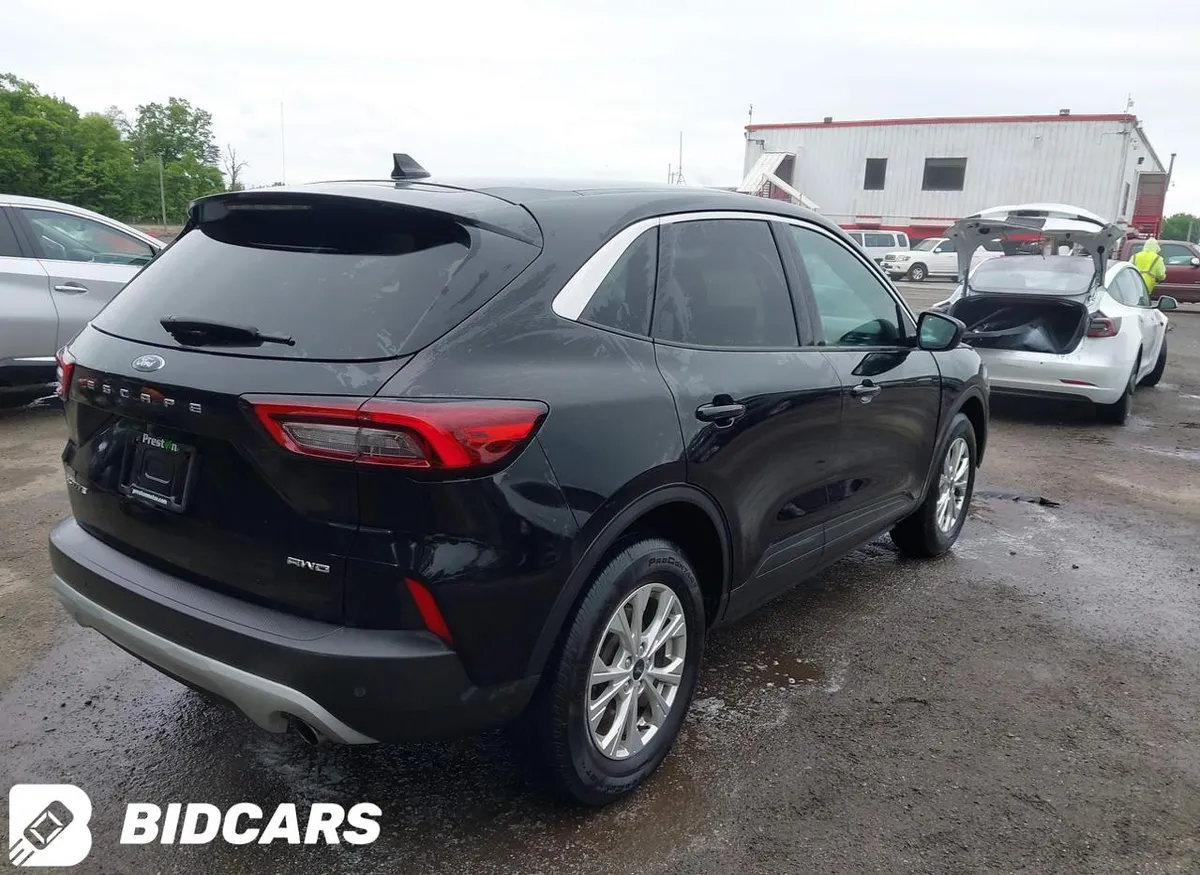 FORD ESCAPE ACTIVE 2023