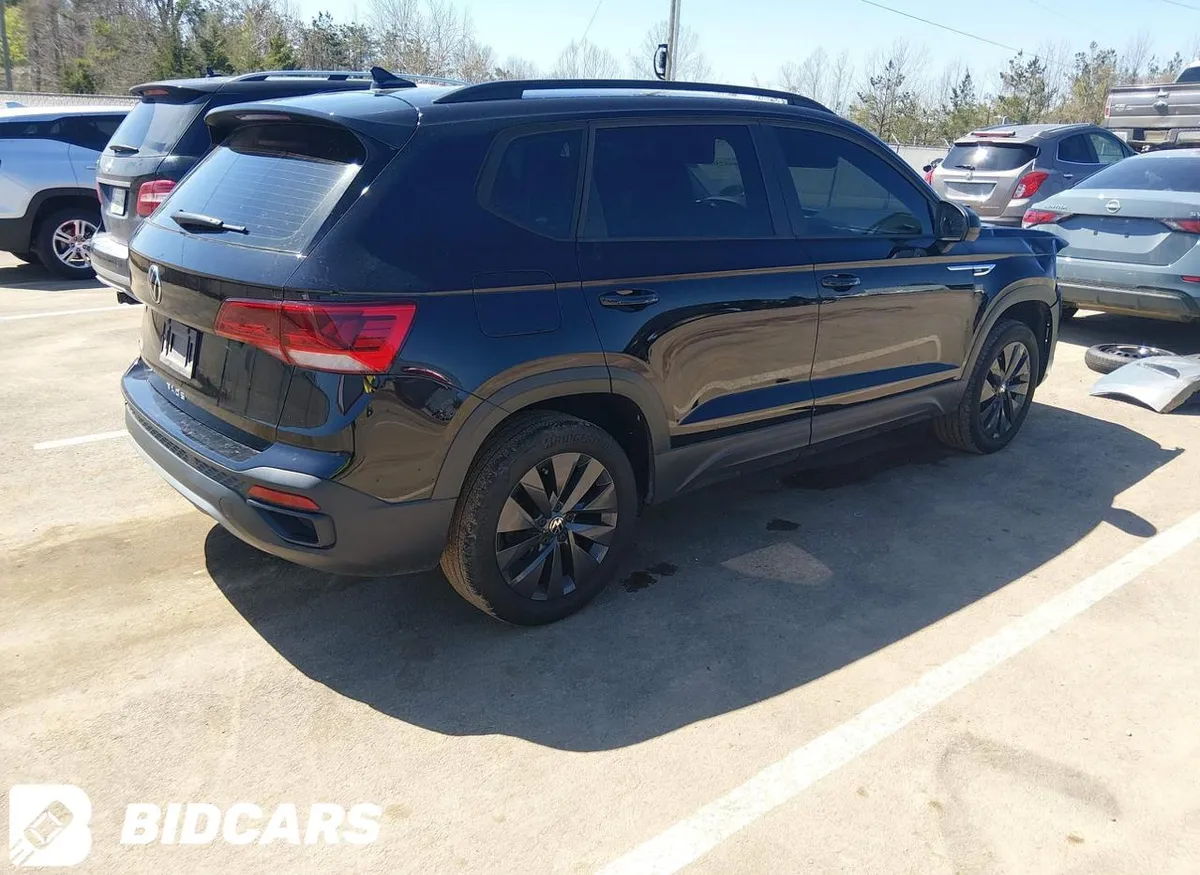 VOLKSWAGEN TAOS 1.5T S 2024