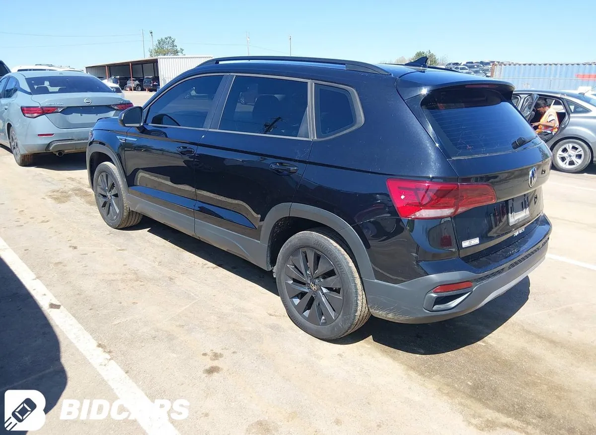VOLKSWAGEN TAOS 1.5T S 2024