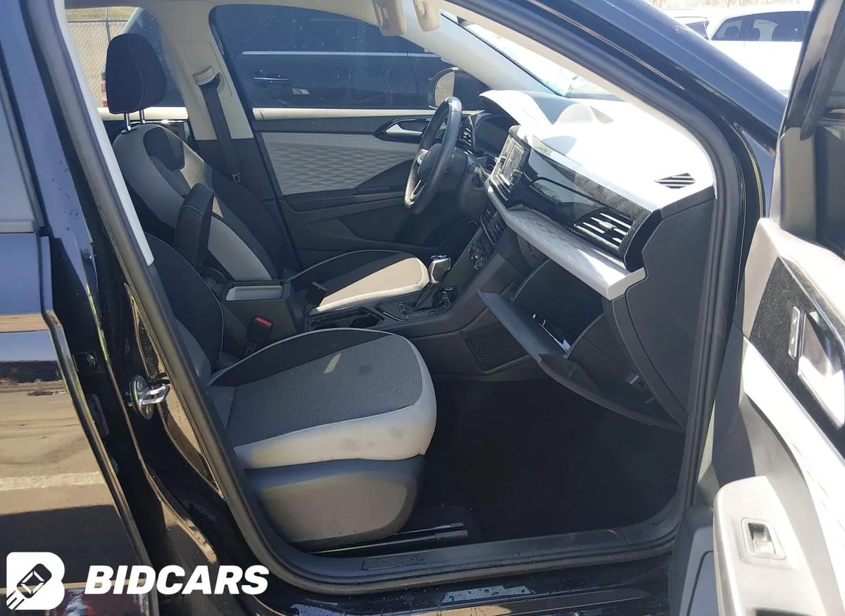 VOLKSWAGEN TAOS 1.5T S 2024