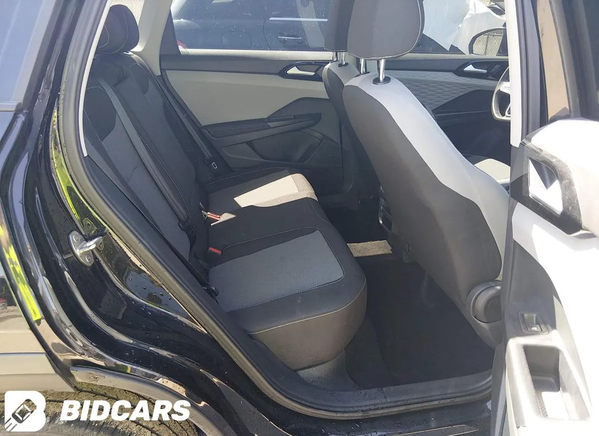 VOLKSWAGEN TAOS 1.5T S 2024