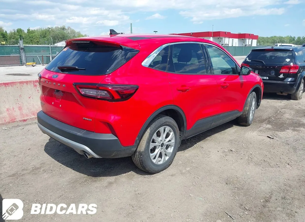 FORD ESCAPE ACTIVE 2024