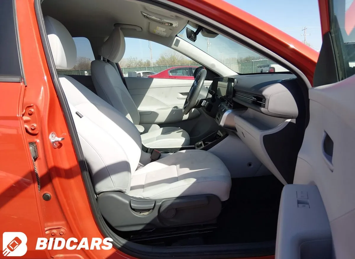 HYUNDAI KONA SEL 2024