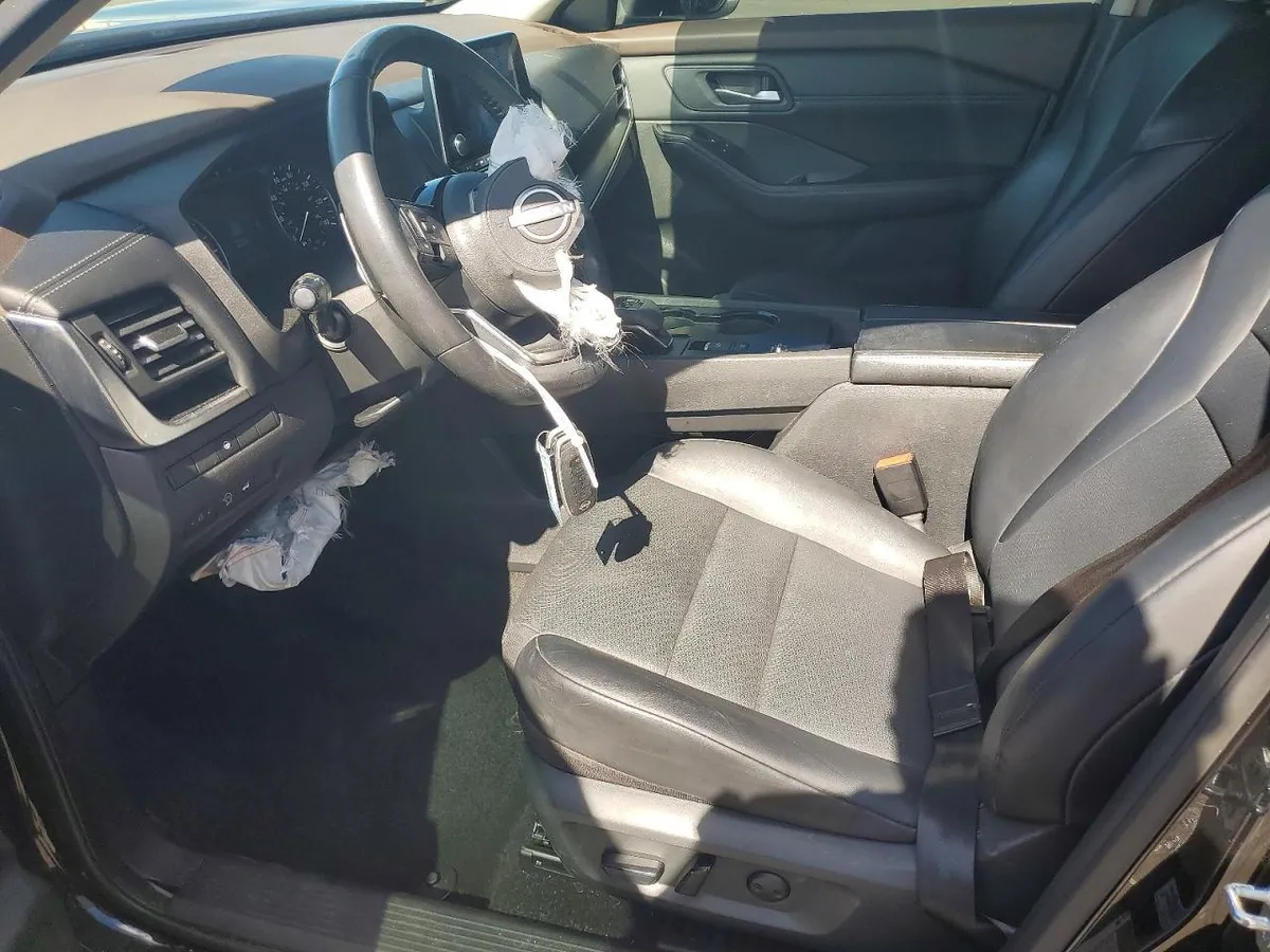 NISSAN ROGUE SV 2023
