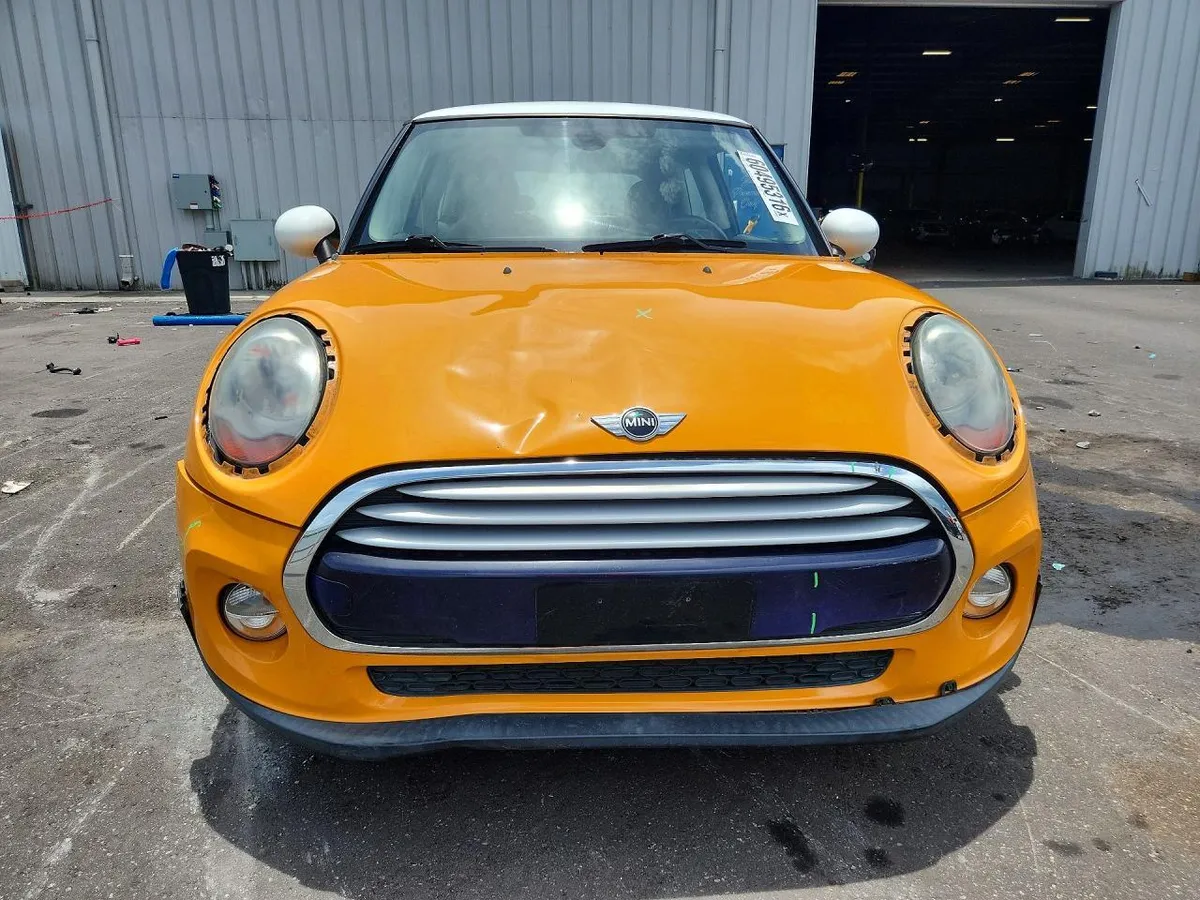 MINI COOPER 2015