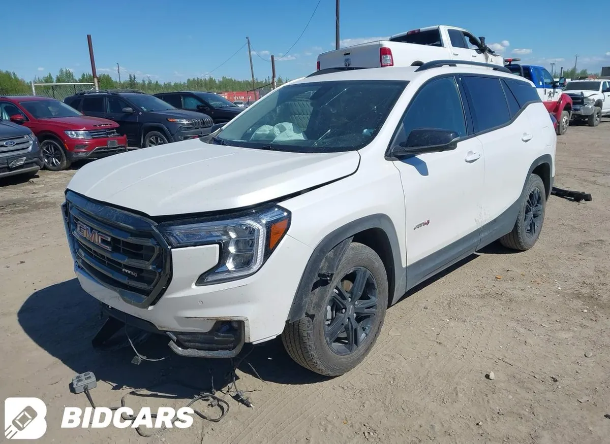 GMC TERRAIN AWD AT4 2023