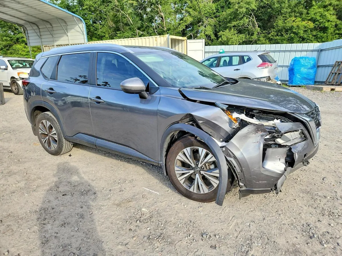 NISSAN ROGUE SV 2023