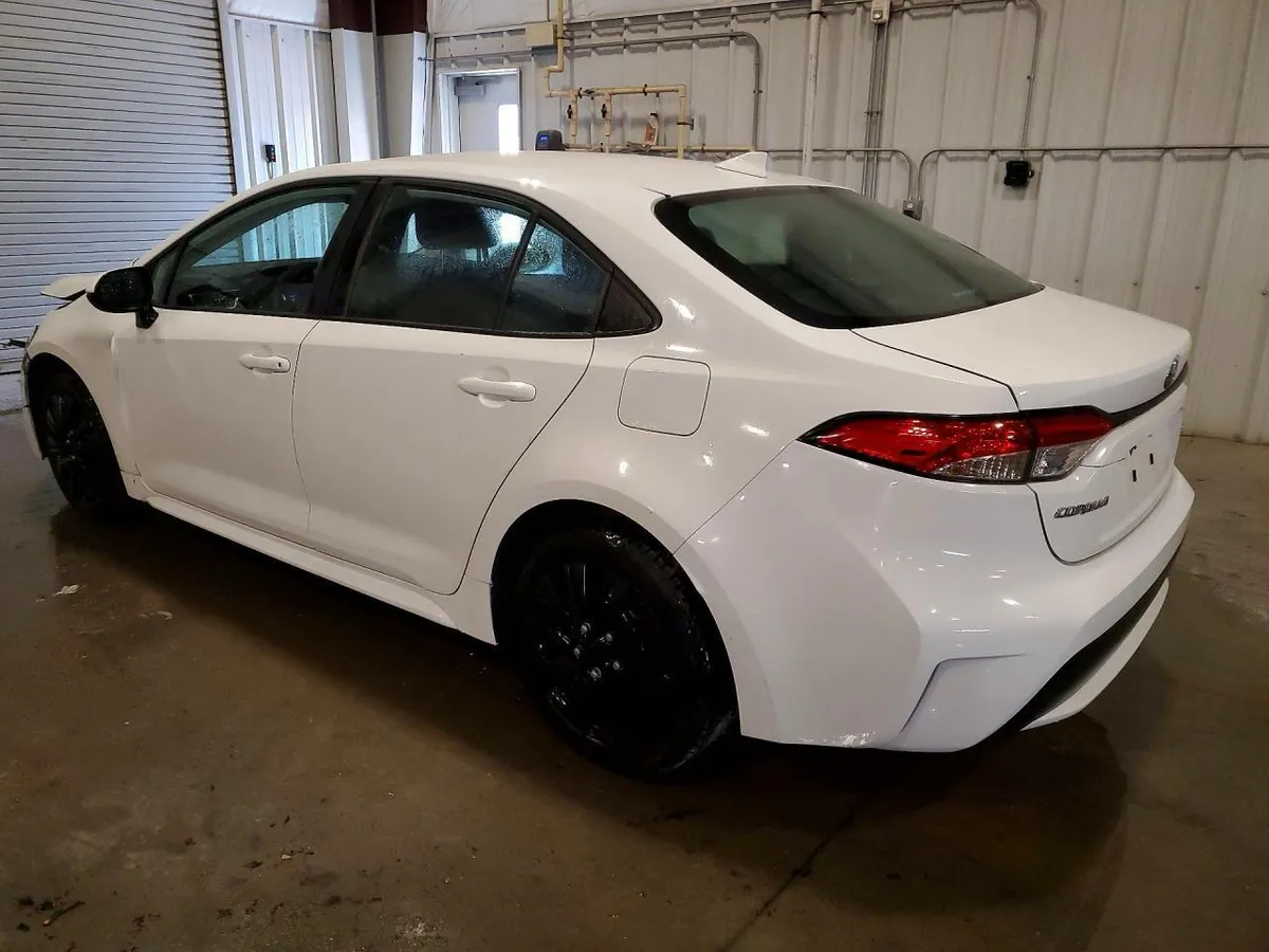 TOYOTA COROLLA LE 2021