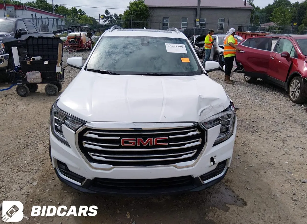 GMC TERRAIN AWD SLT 2024