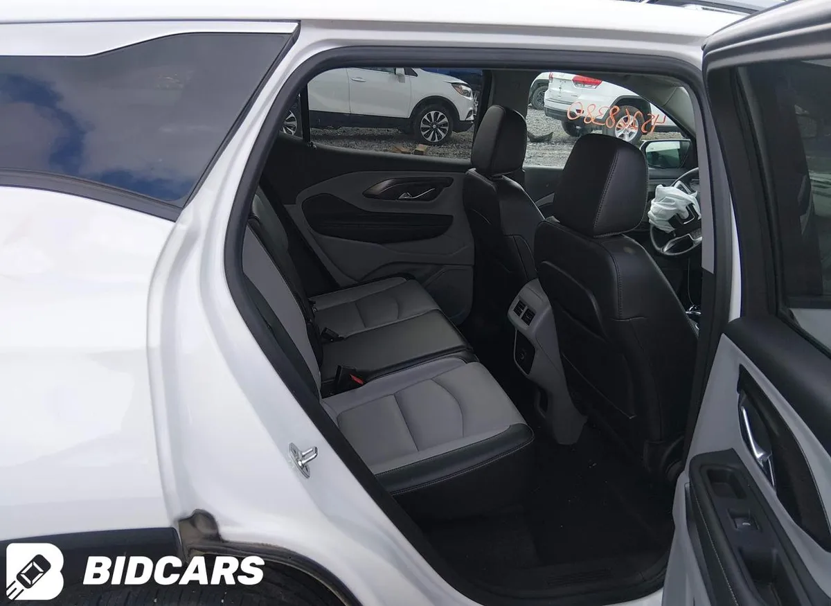 GMC TERRAIN AWD SLT 2024