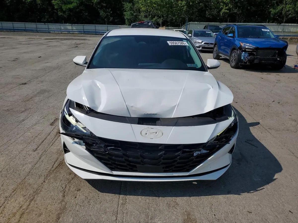HYUNDAI ELANTRA SEL 2023