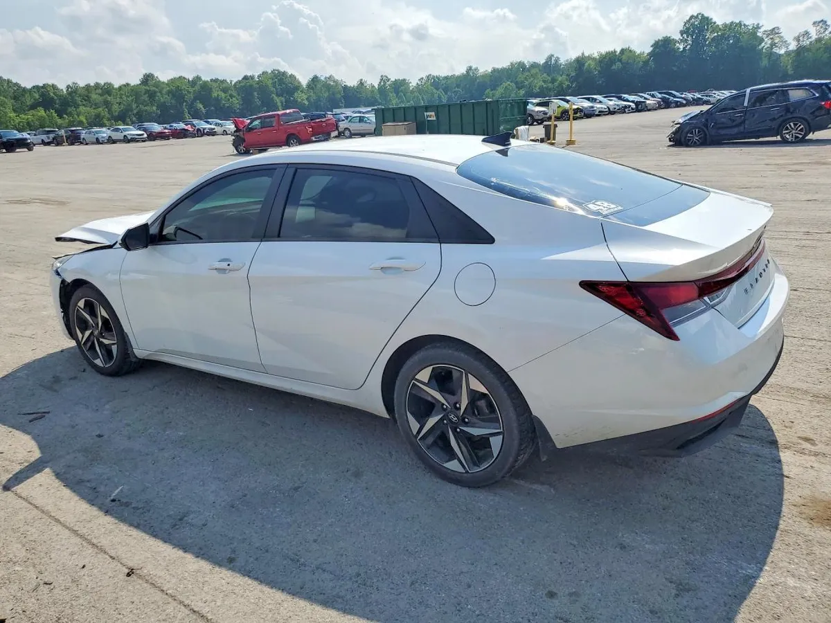 HYUNDAI ELANTRA SEL 2023