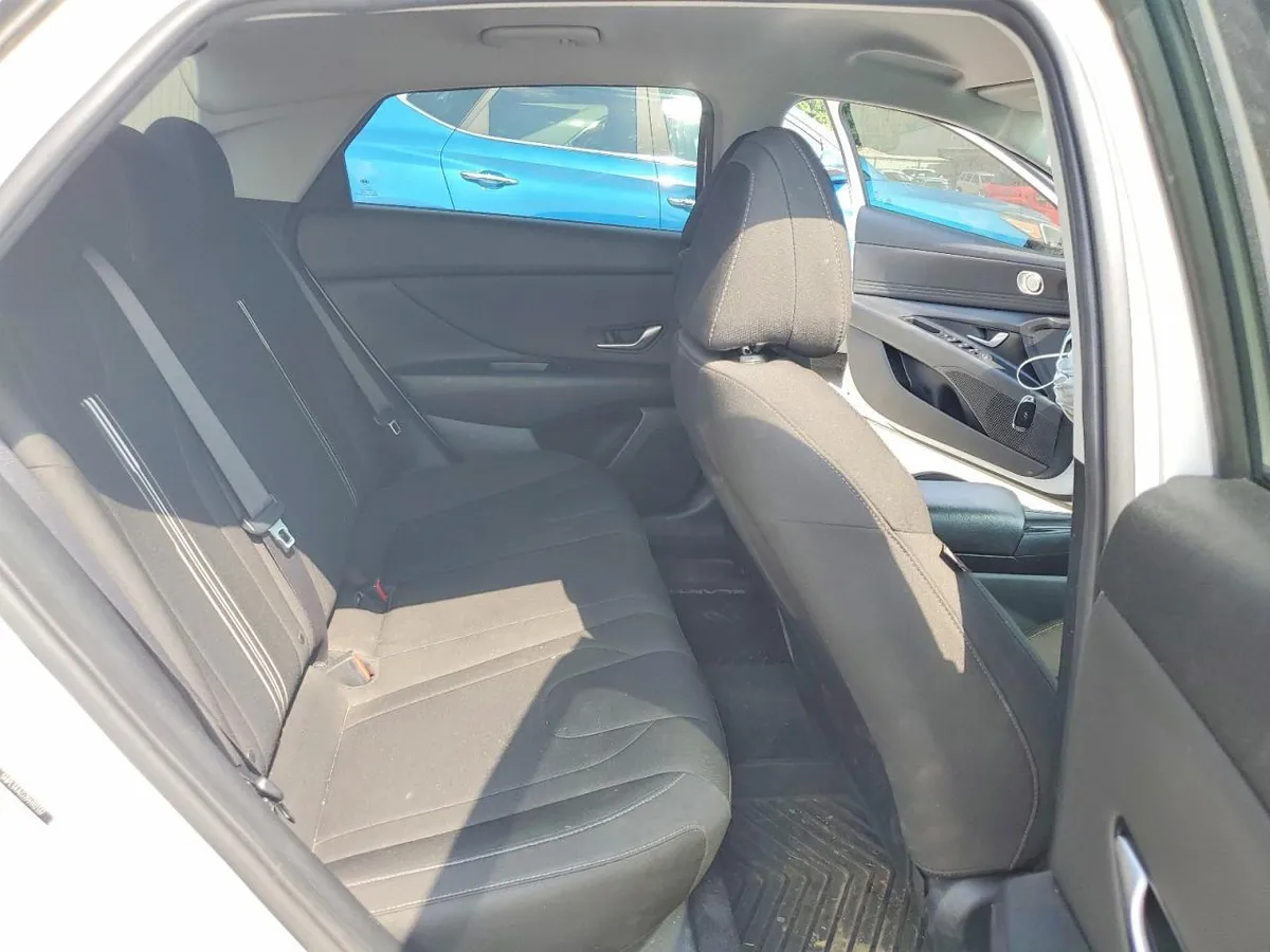 HYUNDAI ELANTRA SEL 2023