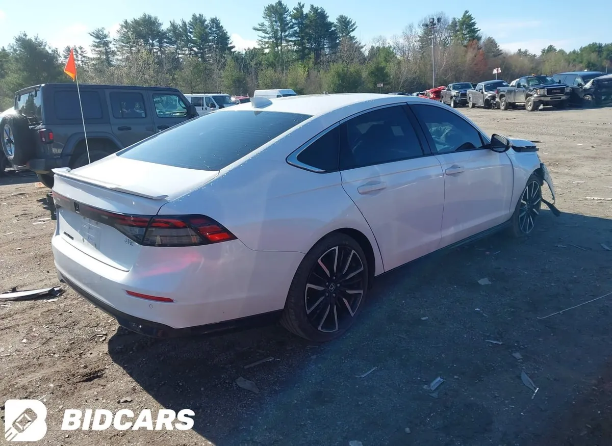 HONDA ACCORD HYBRID TOURING 2023