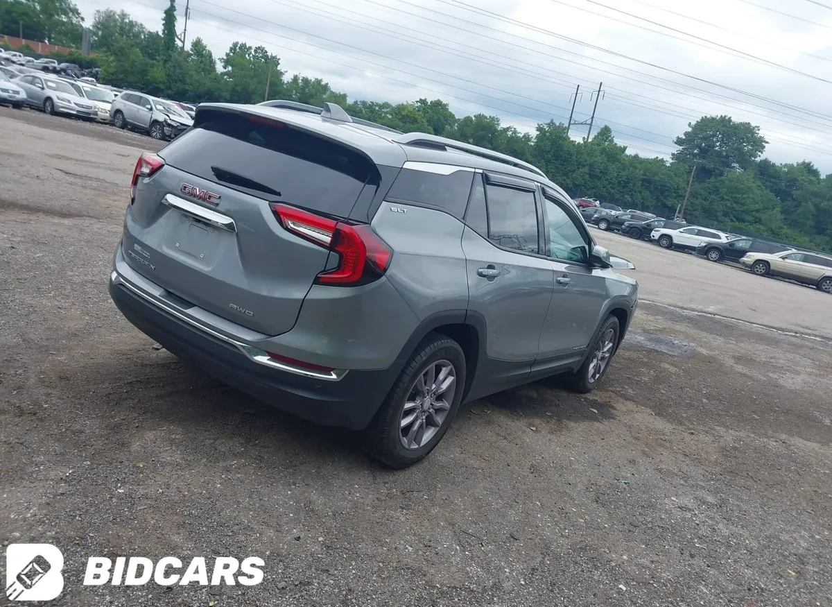 GMC TERRAIN AWD SLT 2023