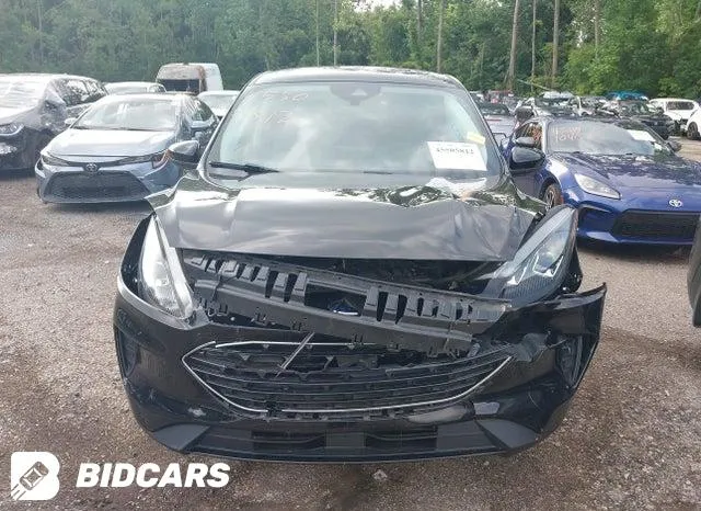 FORD ESCAPE SE 2022