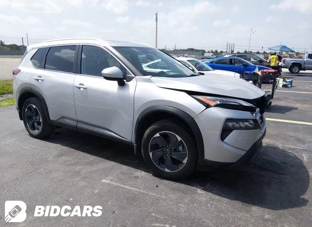 NISSAN ROGUE SV FWD 2024