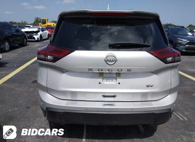 NISSAN ROGUE SV FWD 2024