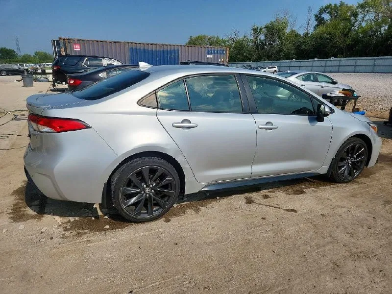 TOYOTA COROLLA SE 2024