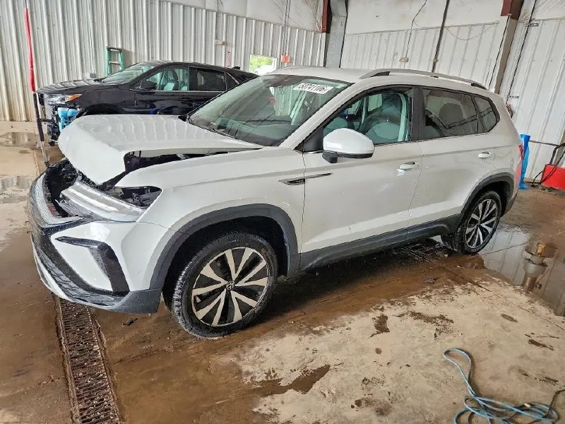 VOLKSWAGEN TAOS SE 2022