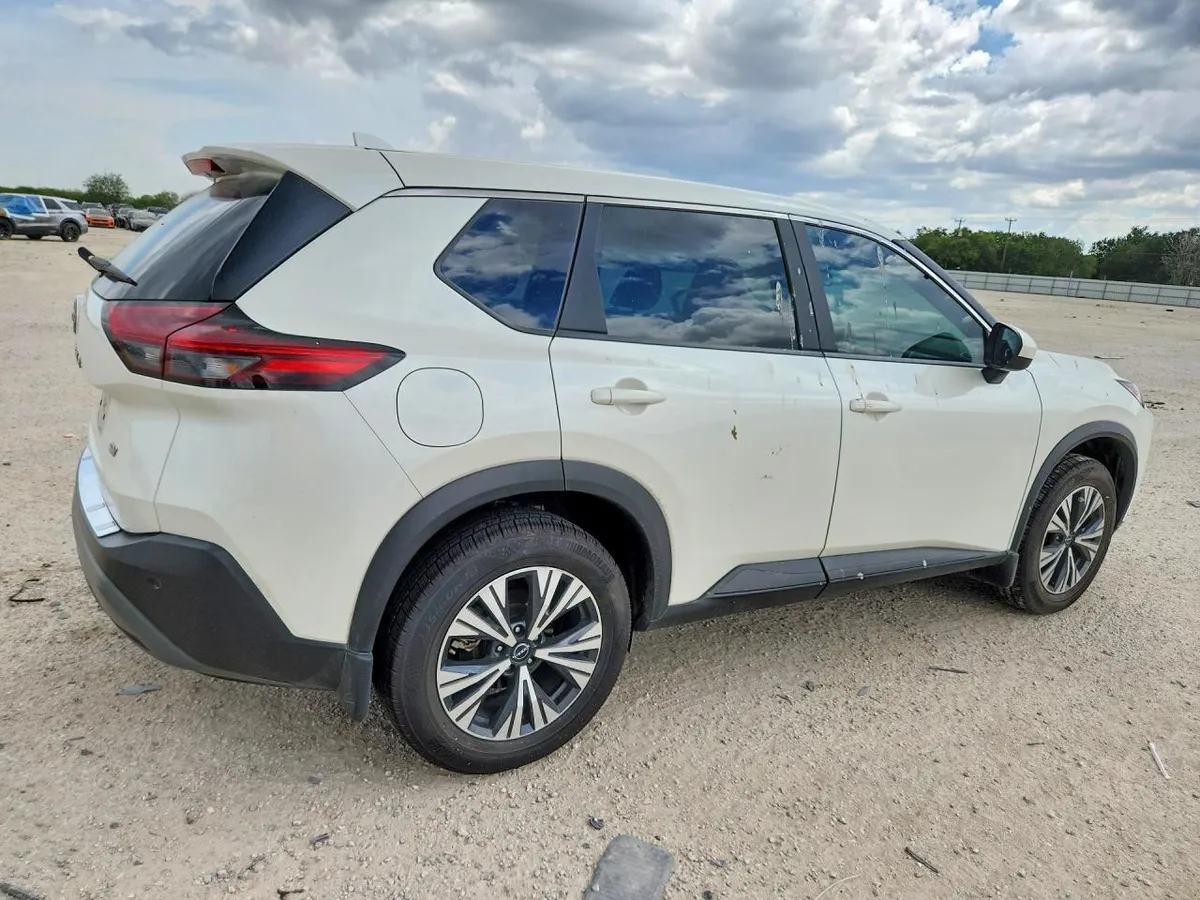 NISSAN ROGUE SV 2023