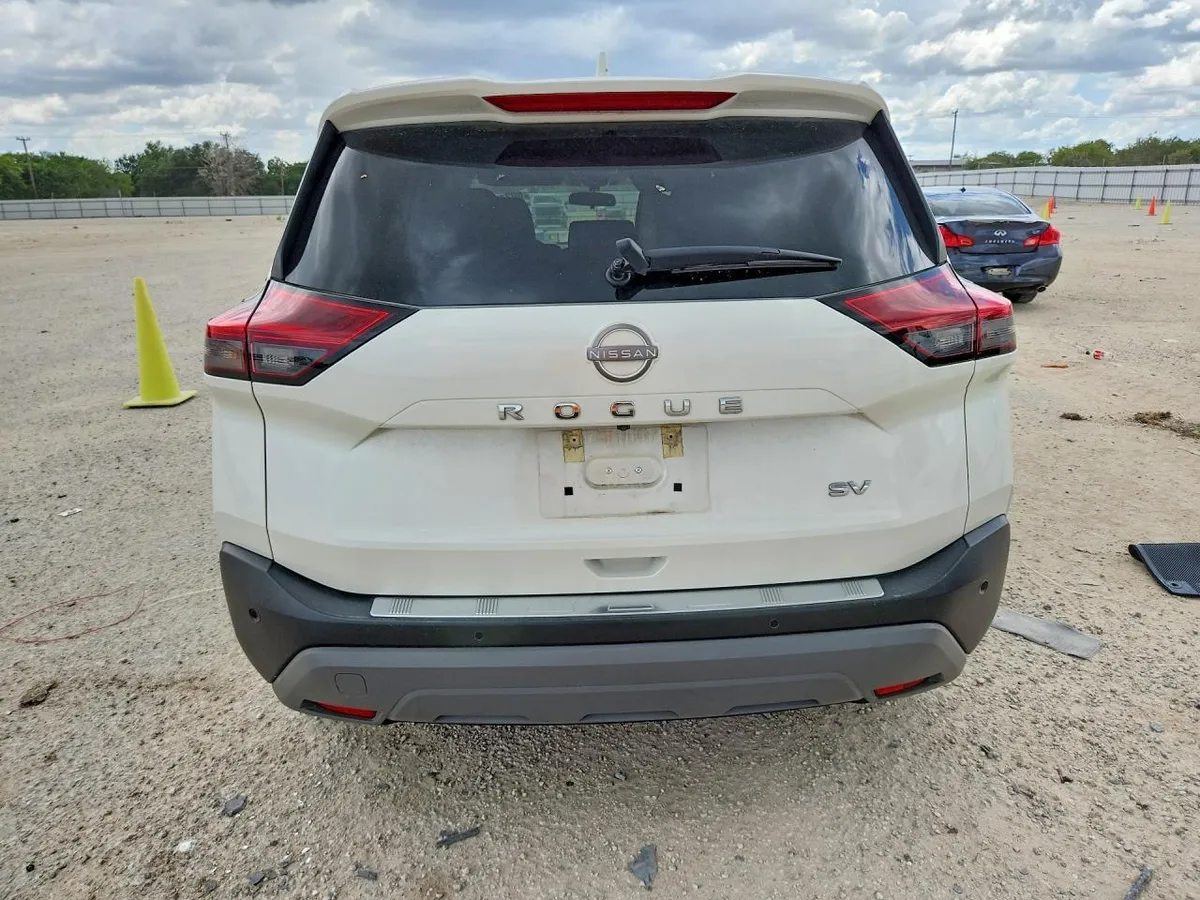 NISSAN ROGUE SV 2023