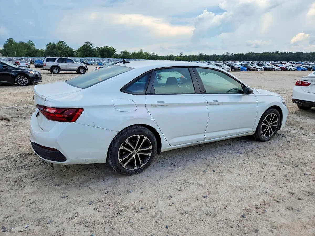 VOLKSWAGEN JETTA SPORT 2024