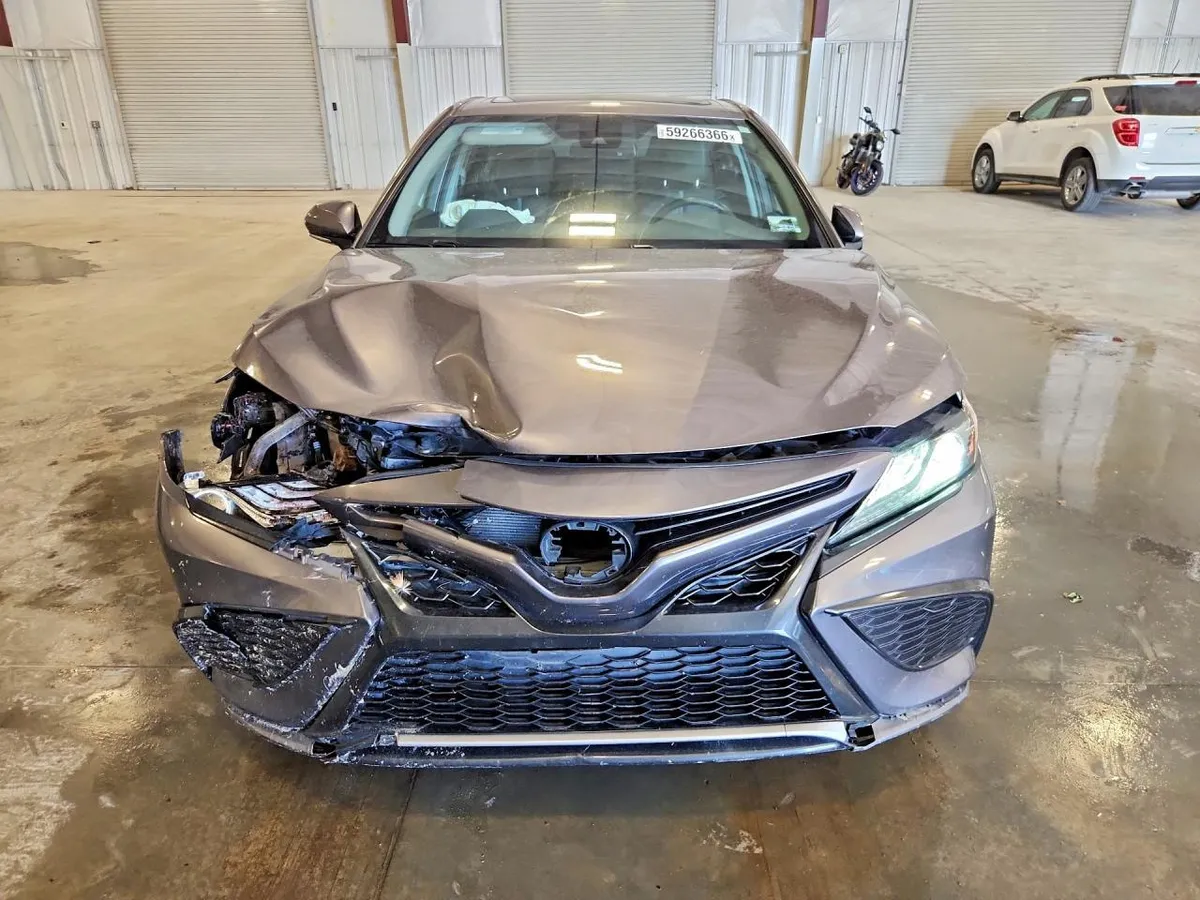 TOYOTA CAMRY XSE 2022