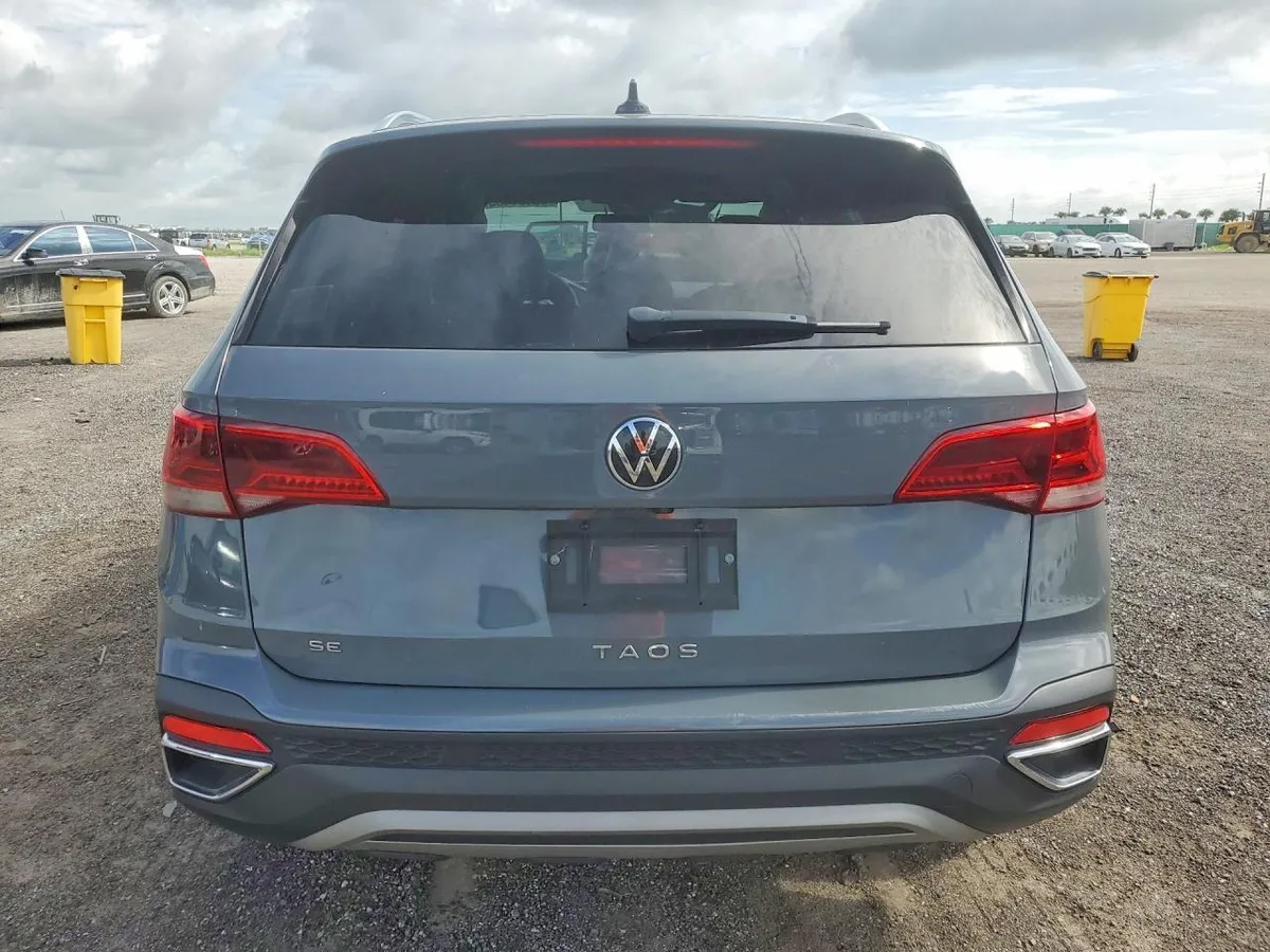 VOLKSWAGEN TAOS SE 2022