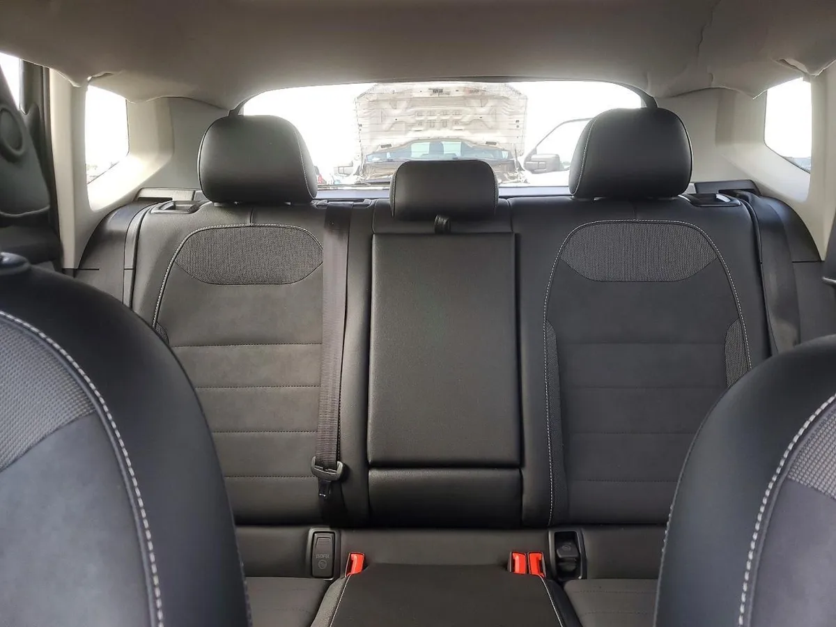 VOLKSWAGEN TAOS SE 2022