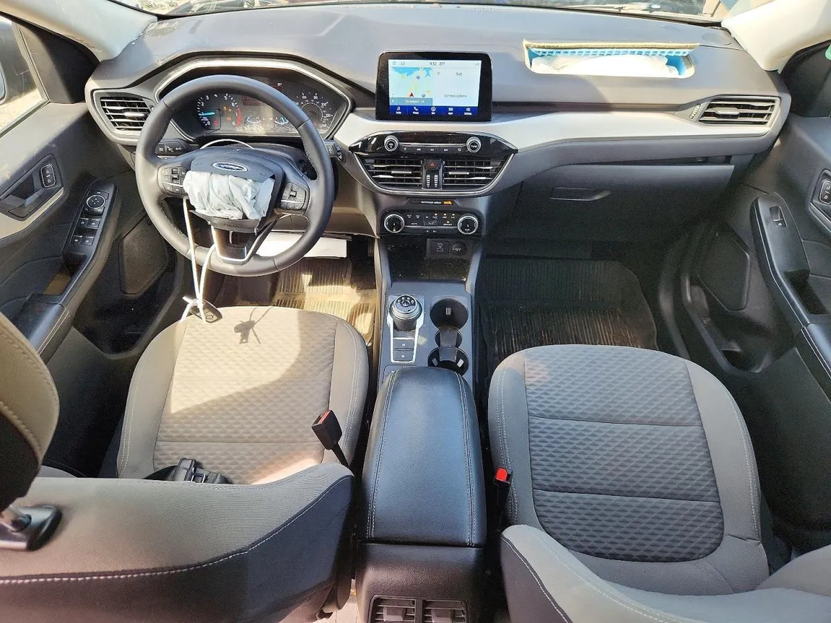 FORD ESCAPE SE 2022