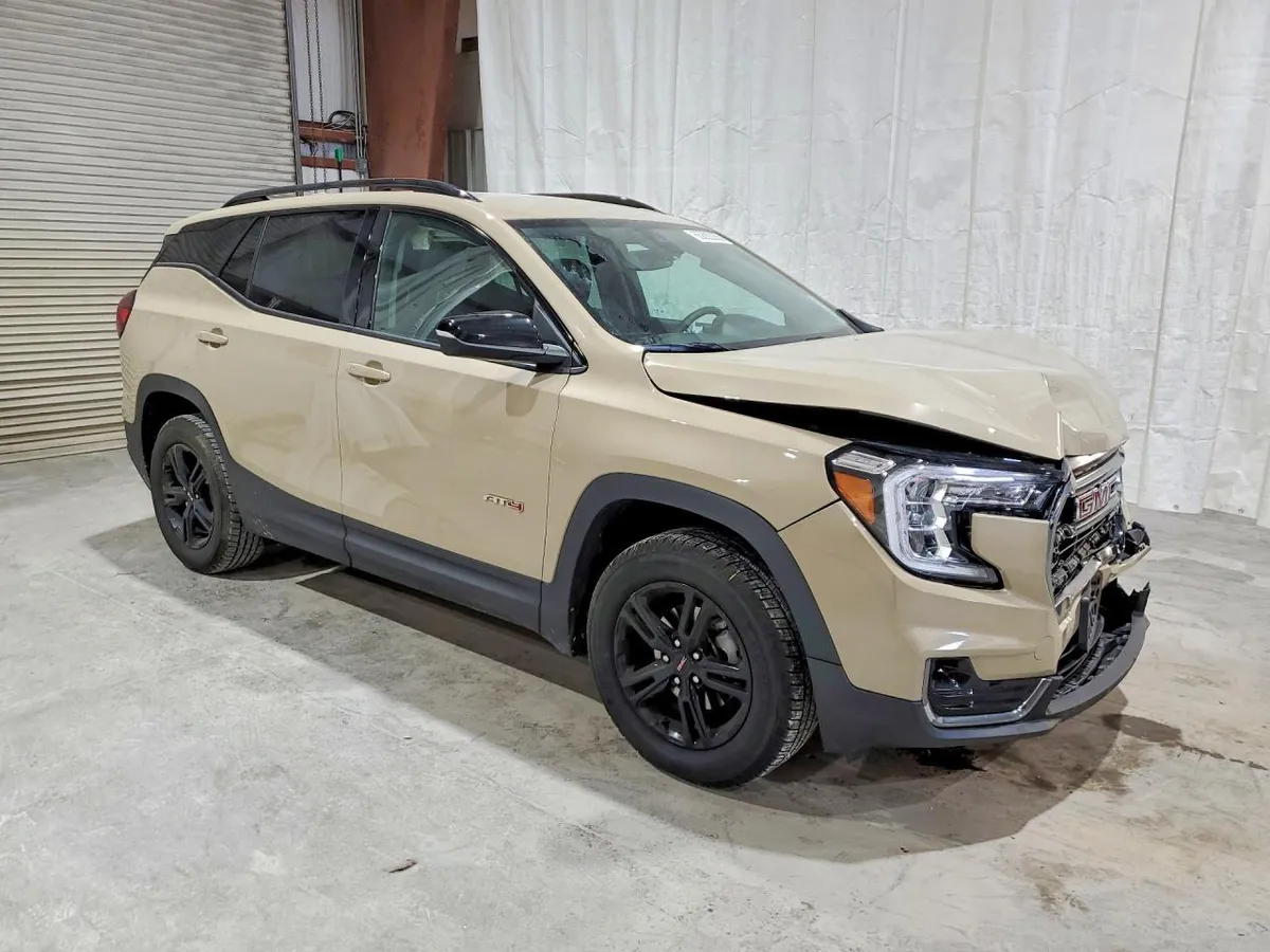 GMC TERRAIN AT4 2023