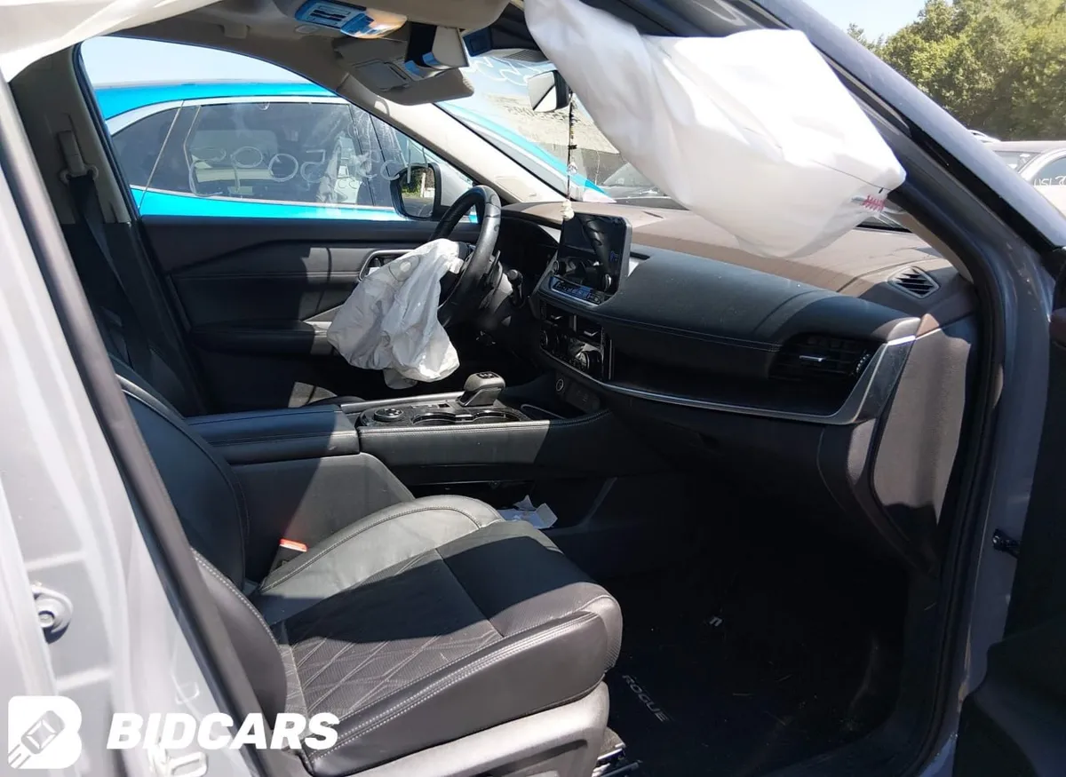 NISSAN ROGUE PLATINUM INTELLIGENT AWD 2023