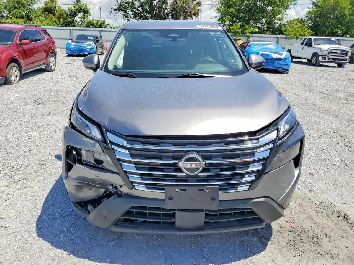 NISSAN ROGUE SV 2025