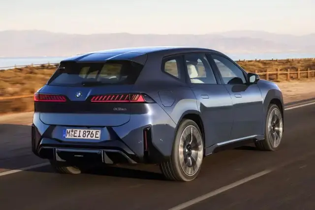 MERCEDES-BENZ GLC 2026