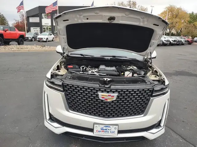 CADILLAC ESCALADE LUXURY 1SA 2022