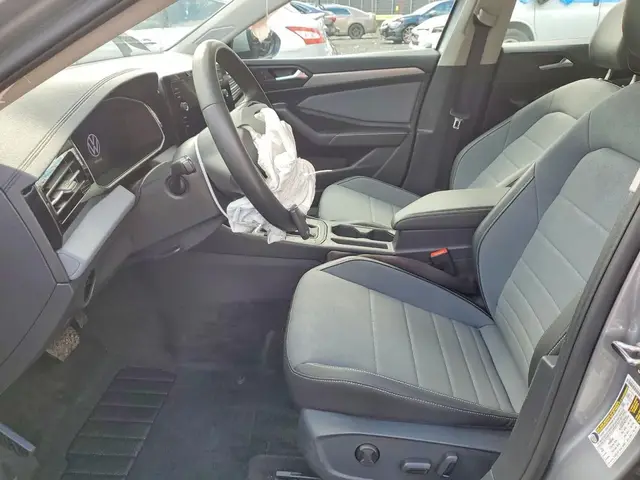 VOLKSWAGEN JETTA 2025