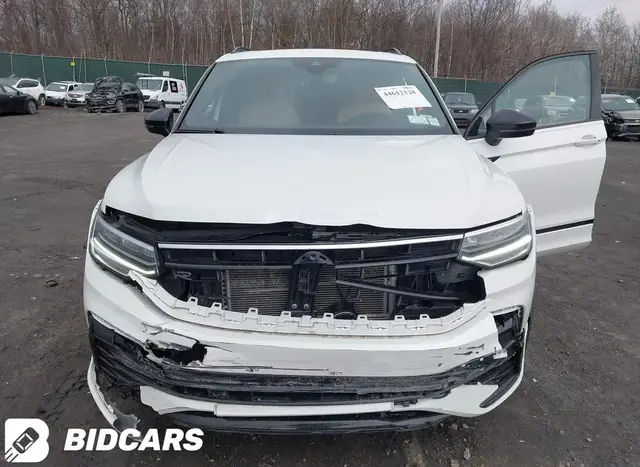 VOLKSWAGEN TIGUAN 2022