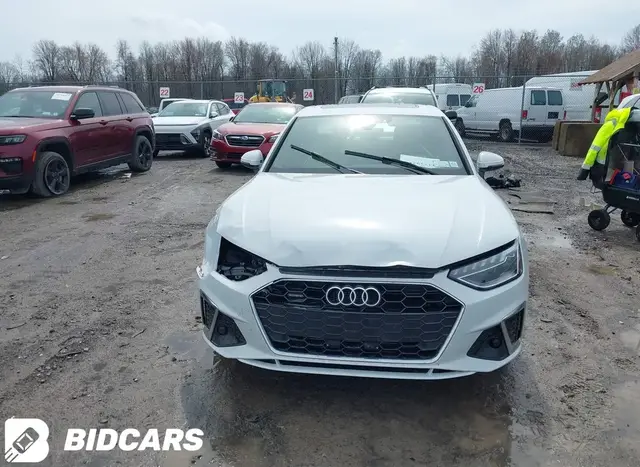 AUDI A4 PREMIUM 45 2024