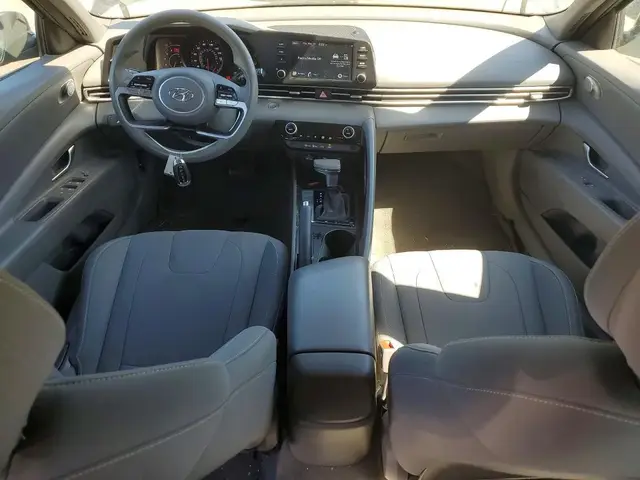 HYUNDAI ELANTRA SEL 2023