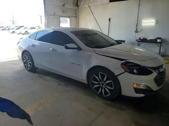 CHEVROLET MALIBU RS 2023